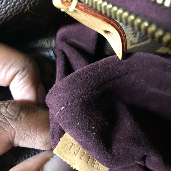 Louis Vuitton MONOGRAM MONTAIGNE MM (M41056) - Picture 5 of 8